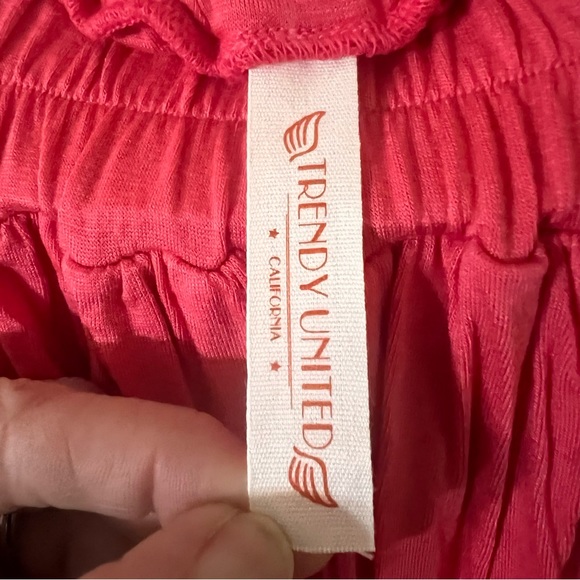 Trendy United Coral Maxi Skirt w/Pockets - One Size Plus - Picture 5 of 7